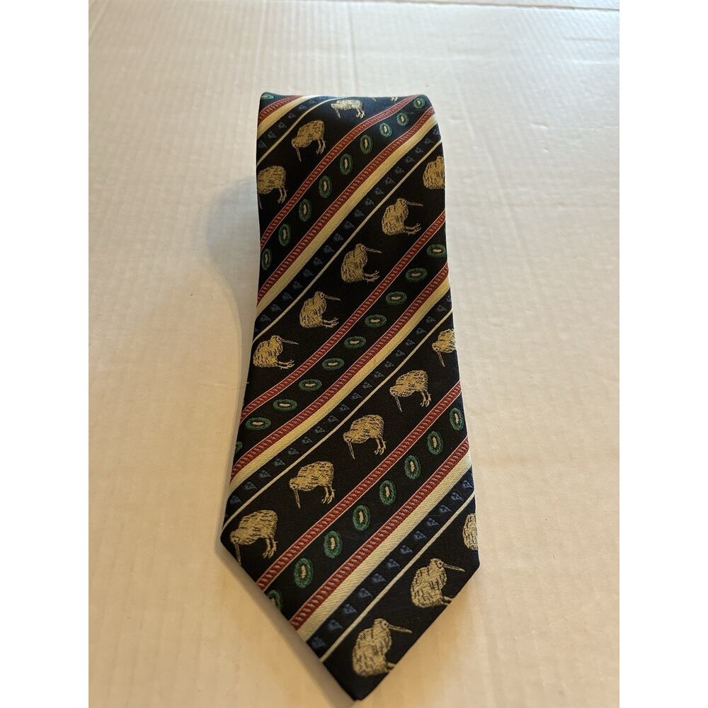Vtg New Zealand Eskay Men’s Tie Kiwi Bird And Nest Print 3.75” Navy Polyester - Picture 3 of 9